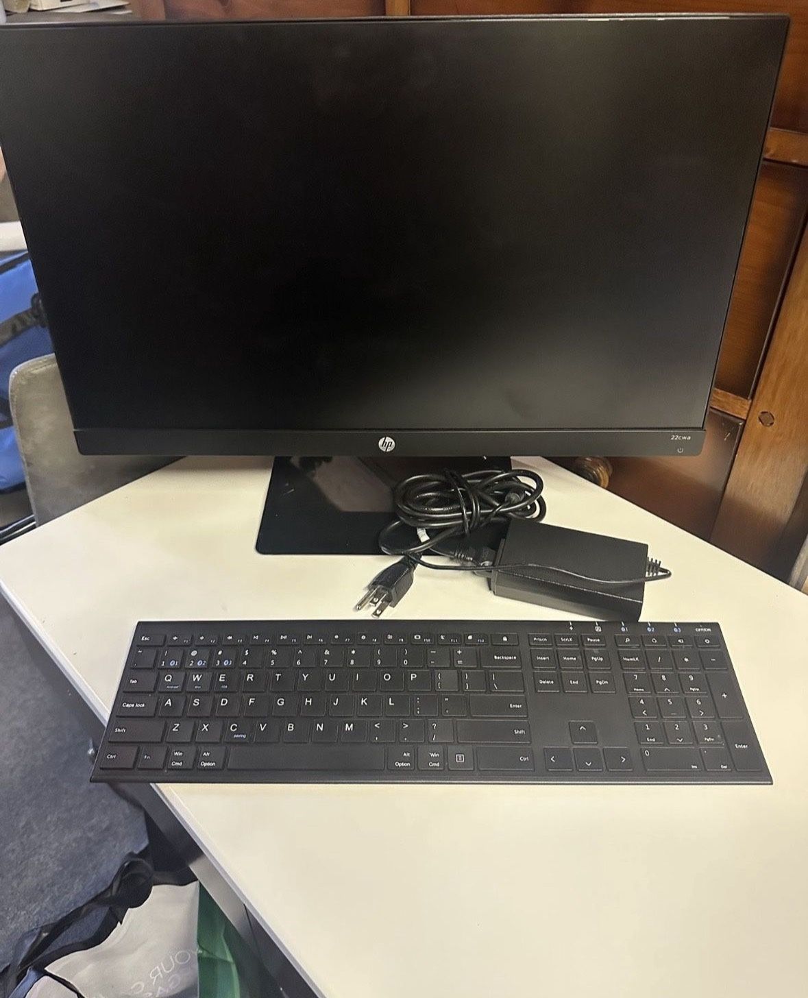 PANTALLA Y TECLADO BLUETOOTH