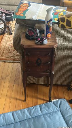Three drawer jewelry cabinet