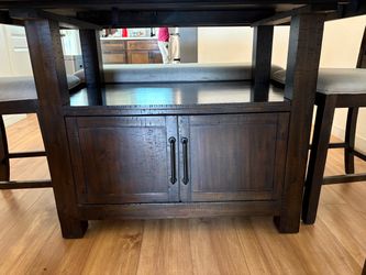 Beautiful Counter-Height Dining Table Set – 6 Chairs + Storage