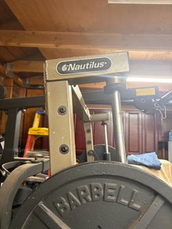 Weight bench
