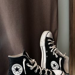 Converse black platform shoe