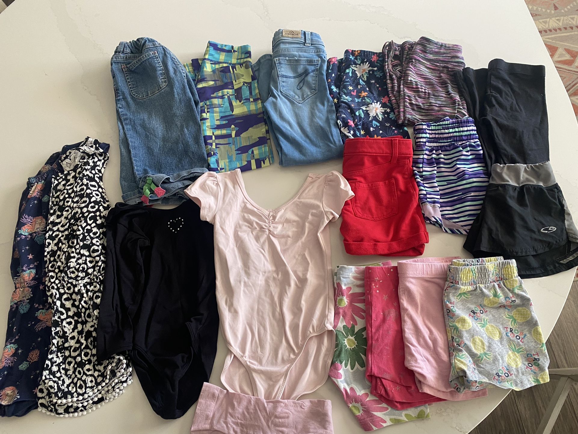 Girls Clothing Lot (size 6)