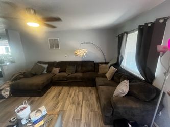 HUGE SECTIONAL -NEED GONE