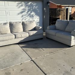 Couches 