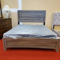 Millie Cherry Brown 5 Pcs Panel Bedroom Set Queen Or King Bed Dresser Nightstand  Mirror and Chest 