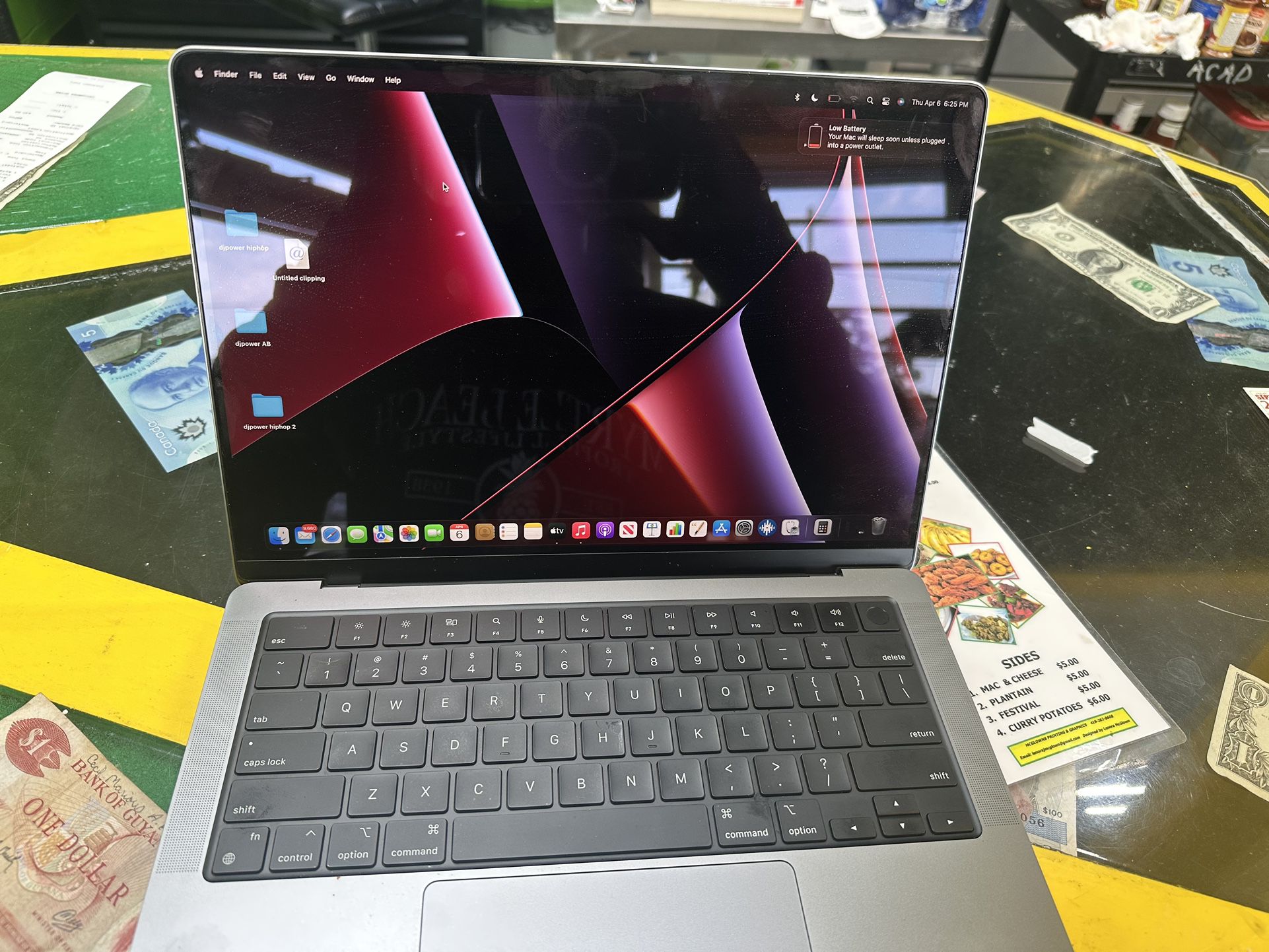 MacBook Pro 2020 Model A2442