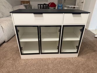 Buffet cabinet