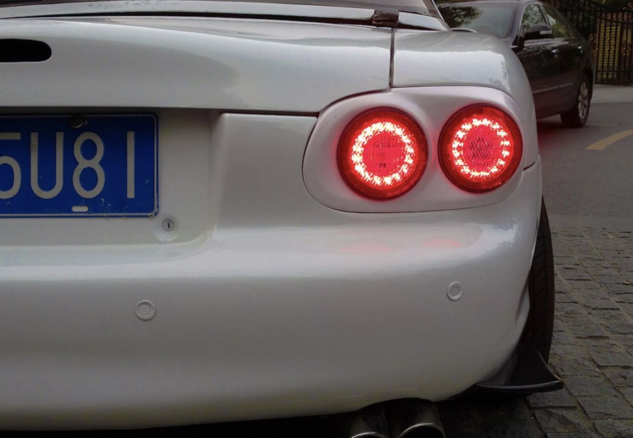 NB miata tail lights (carbonmiata) vintage v1 taillights