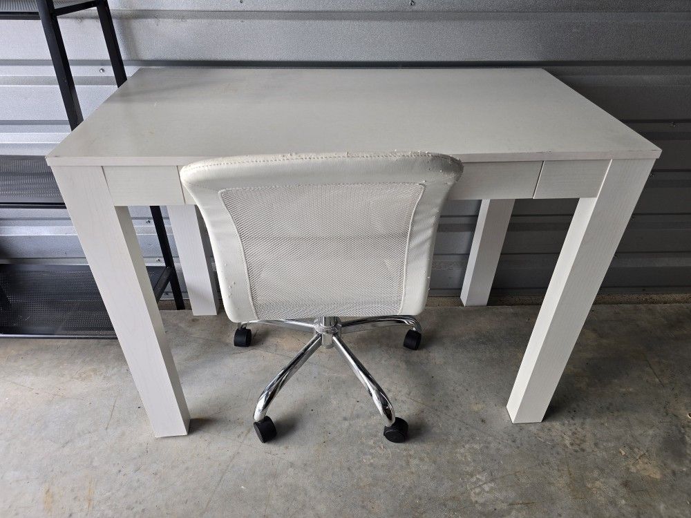 DESK & CHAIR
