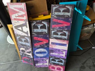 Love dream believe sign