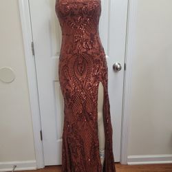 BEAUTIFUL LONG DRESS 