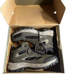 DENALI Hiking Boots in Charcoal & Black, Size 7 Youth