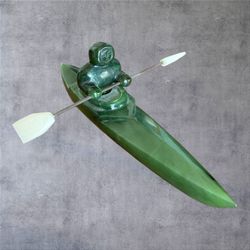 Vintage Inuit Jade Carving Hunter in Kayak Sculpture Hand Carved Canada Art 5"
