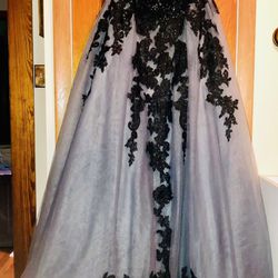 David’s Bridal Ball Gown Wedding Dress-16W