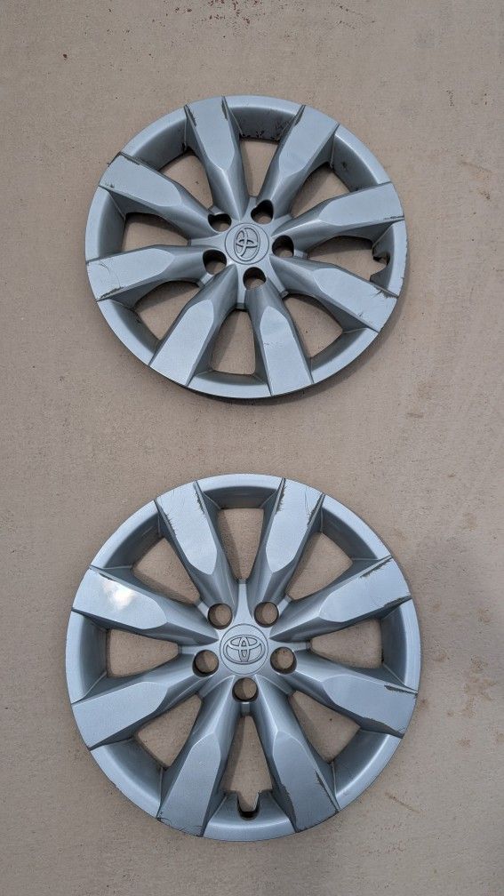 Toyota Corolla 11th Gen Hubcaps (2014-2016)
