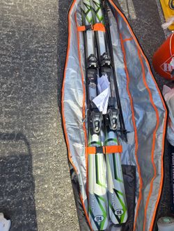 Ski  gears like new