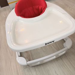 Baby walker with wheels