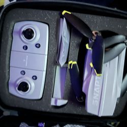 Selling This Content Drone   For Shooting Videos And. 2 Have  Fun With Never Used Just Got It For Looks And Never Used It  