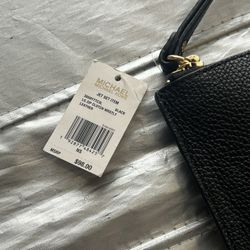 MK money pouch