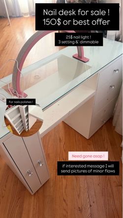 Nail desk &’ light