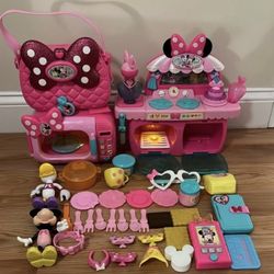 Minnie Mouse Toys Lights Up Talks Makes Noise 