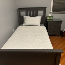Twin Size Bed Frame And Dresser 