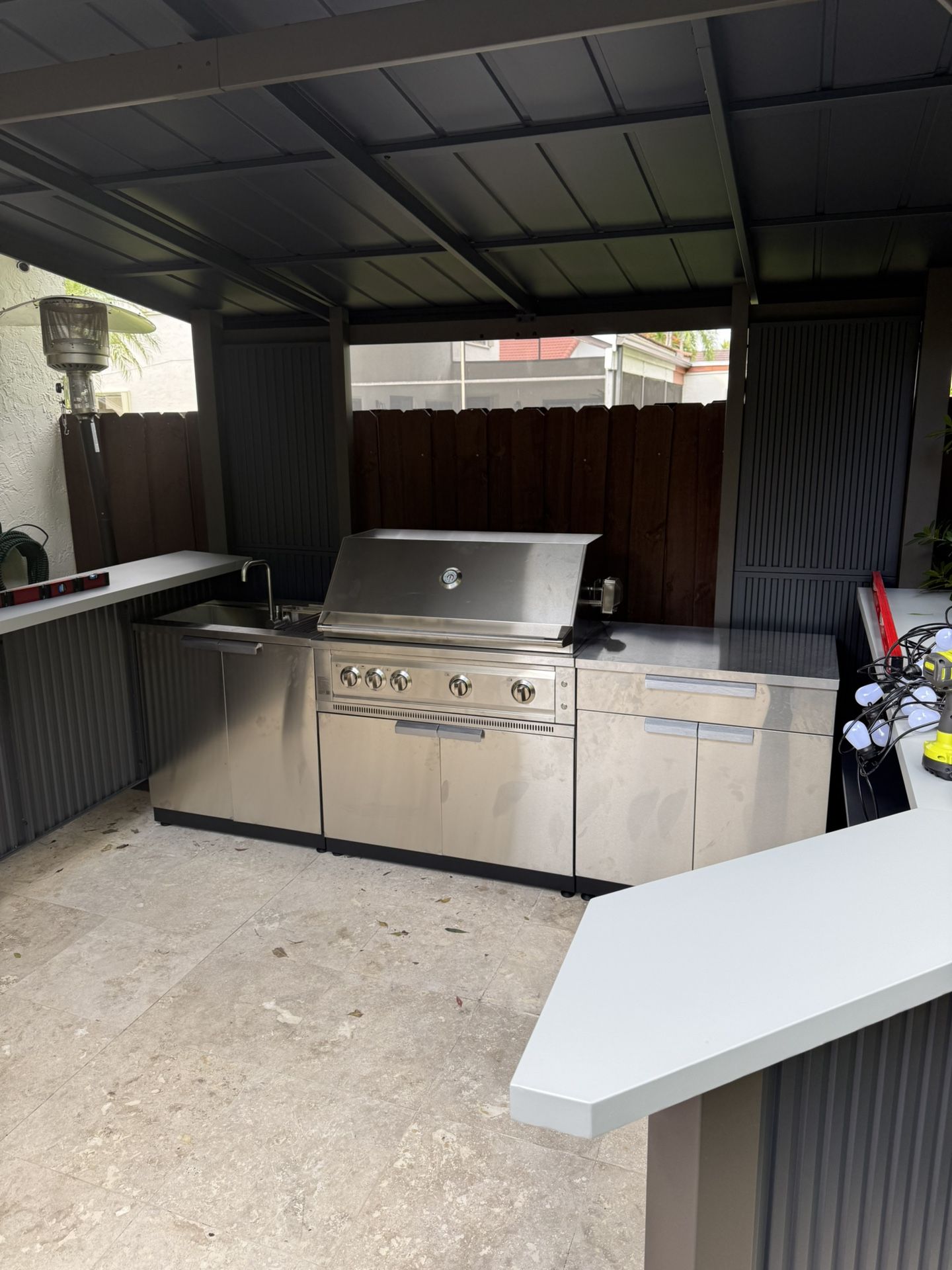Priced To Sell By Friday! New Age Platinum Grill Island With 40” Grill, Sink, And Bar