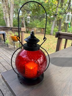 Red Glass Battery-Operated Lantern