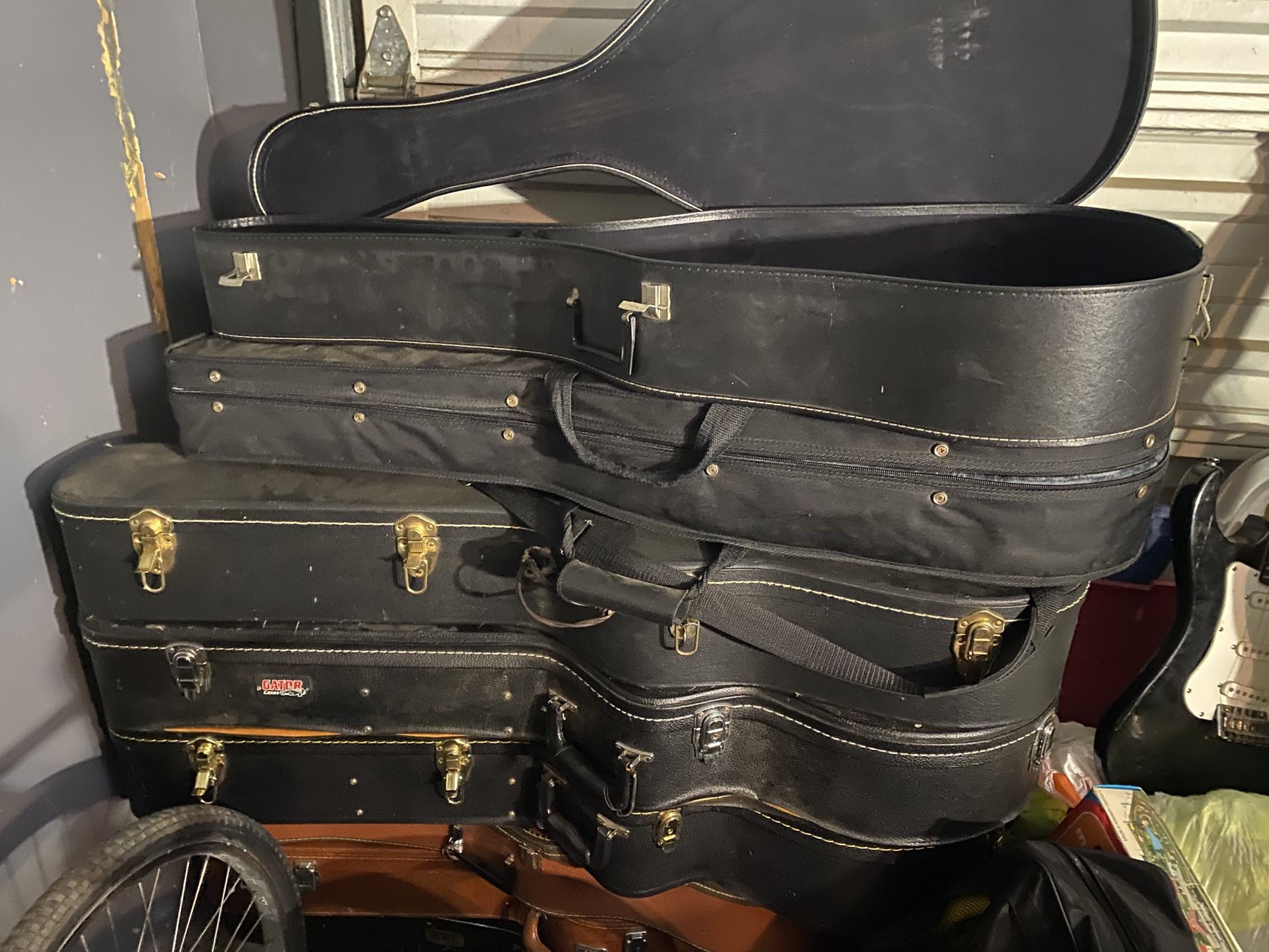 Acoustic Guitar Cases