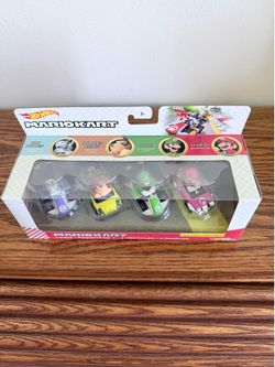 Hot Wheels Mario Kart Die-Cast Vehicle 4-Pack — Brand New in Box