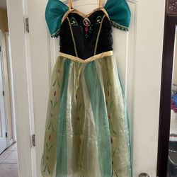 Anna from frozen, Girl Size 7-8  Like New From Disney Store 