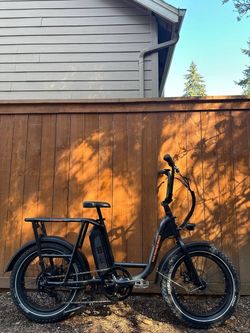 Rad Power Bikes RadRunner – Electric Utility Bike Cargo Bicycle e-bike Commuter City
