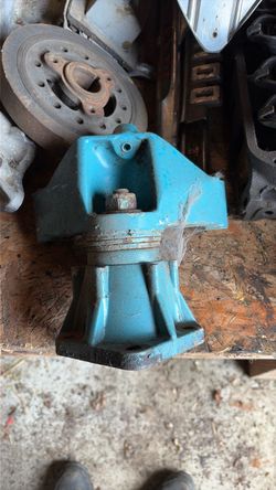 OMC Stringer motor mount 908759