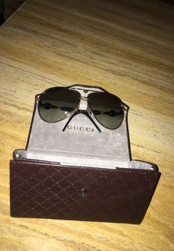 Gucci aviator sunglasses