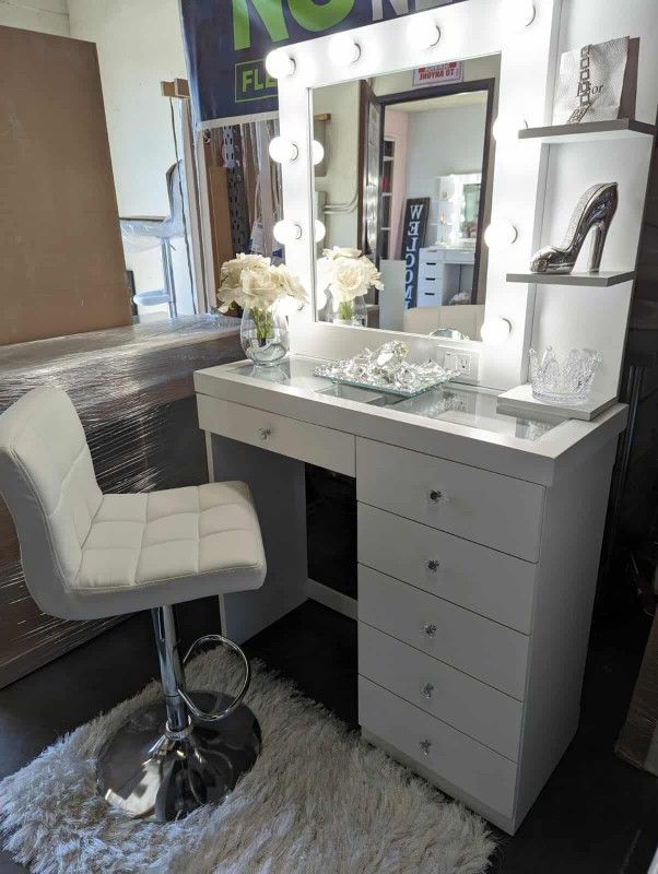 Beautiful Vanity with Shelve
