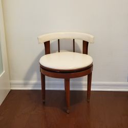 VTG MCM SWIVEL ACCENT or VANITY CHAIR