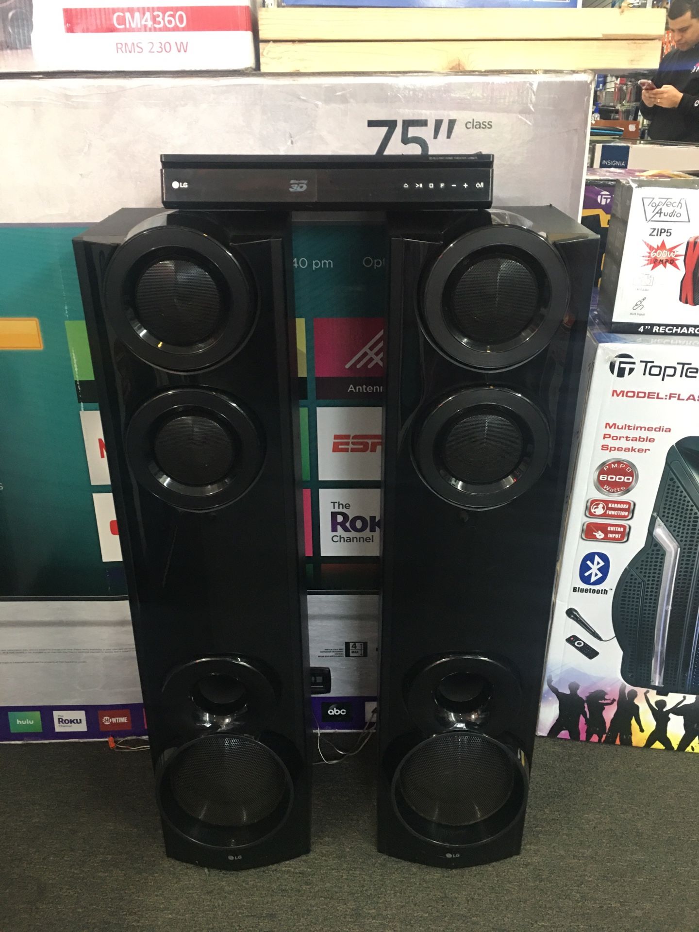 LG BLU-RAY HOME THEATER BLUETOOTH $249