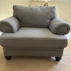 Fabric Oversized Chair 
