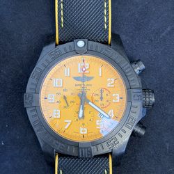 BREITLING AVENGER HURRICANE YELLOW