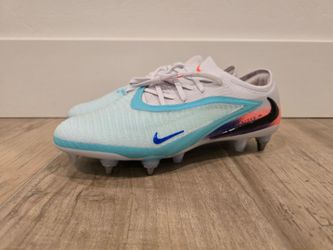 NIKE PHANTOM 6 LOW ELITE SG SOCCER CLEATS...SZ 7 MENS / 8.5 WOMANS...BRAND NEW
