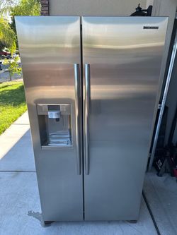 Counter Depth Refrigerator