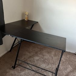Gaining Desk 