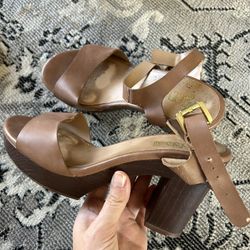 Women’s Heels Size 8