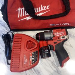 Milwaukee M12 Fuel 1/2” Hammer Drill 