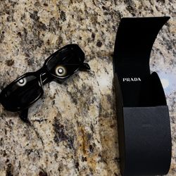 Prada Designer Sunglasses – Luxury Style / Brand New