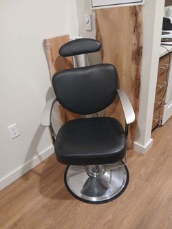 Barber chair