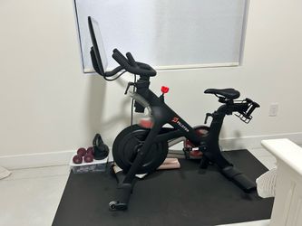 Peloton Bike – Excellent Condition – $600 OBO