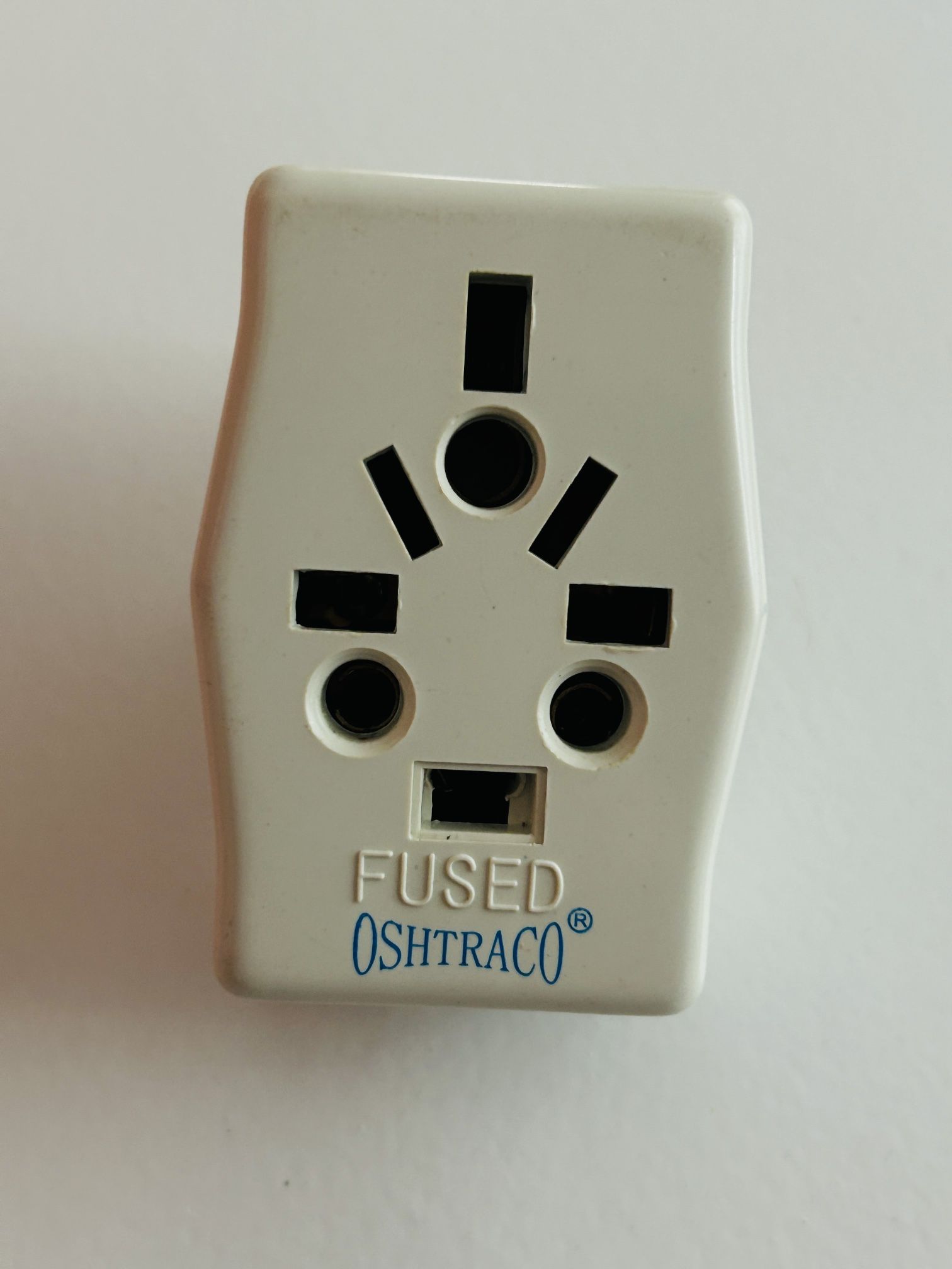 Almost brand New International Travel Adaptor For Dubai And Abu Dhabi