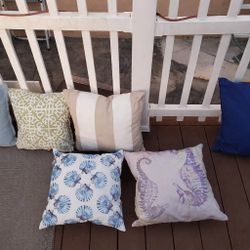 Decorative Throw Pillows