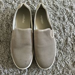 Olukai Men's Lae'ahi Kona Slip-Ons, Size 13 Perfect Condition Besides Small Stai